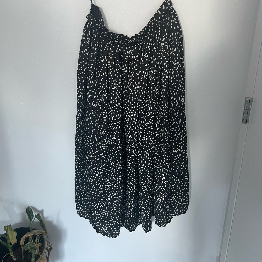 Forever 21 maxi/midi skirt black and white polka dot